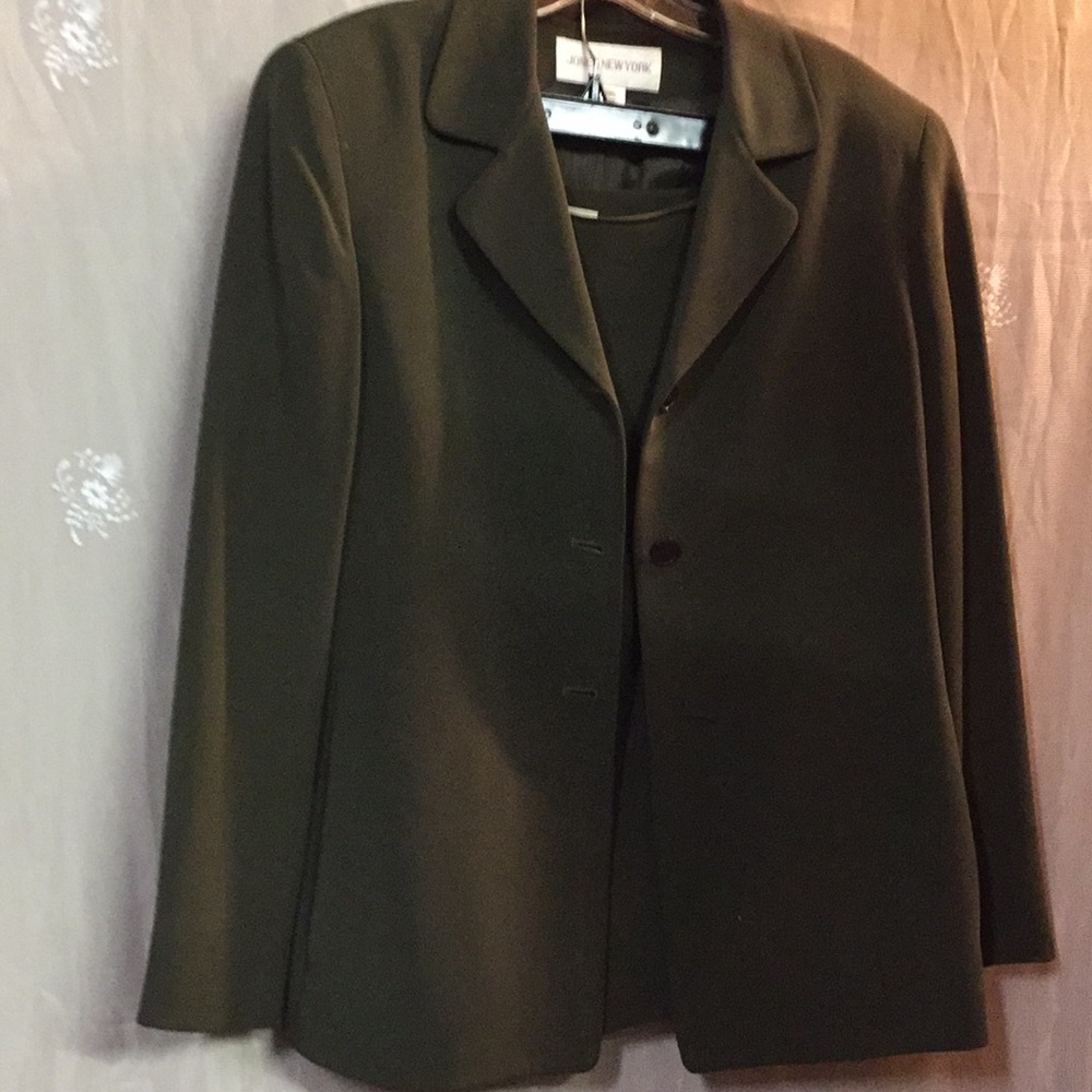 Jones NY suit